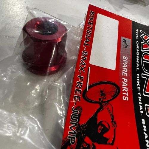 Tuerca Buje Aluminio Rojo 7075 M14 Monty