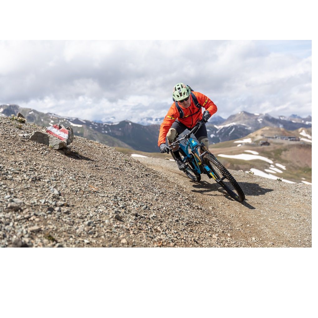 3enduro_vittoria__vicsports3
